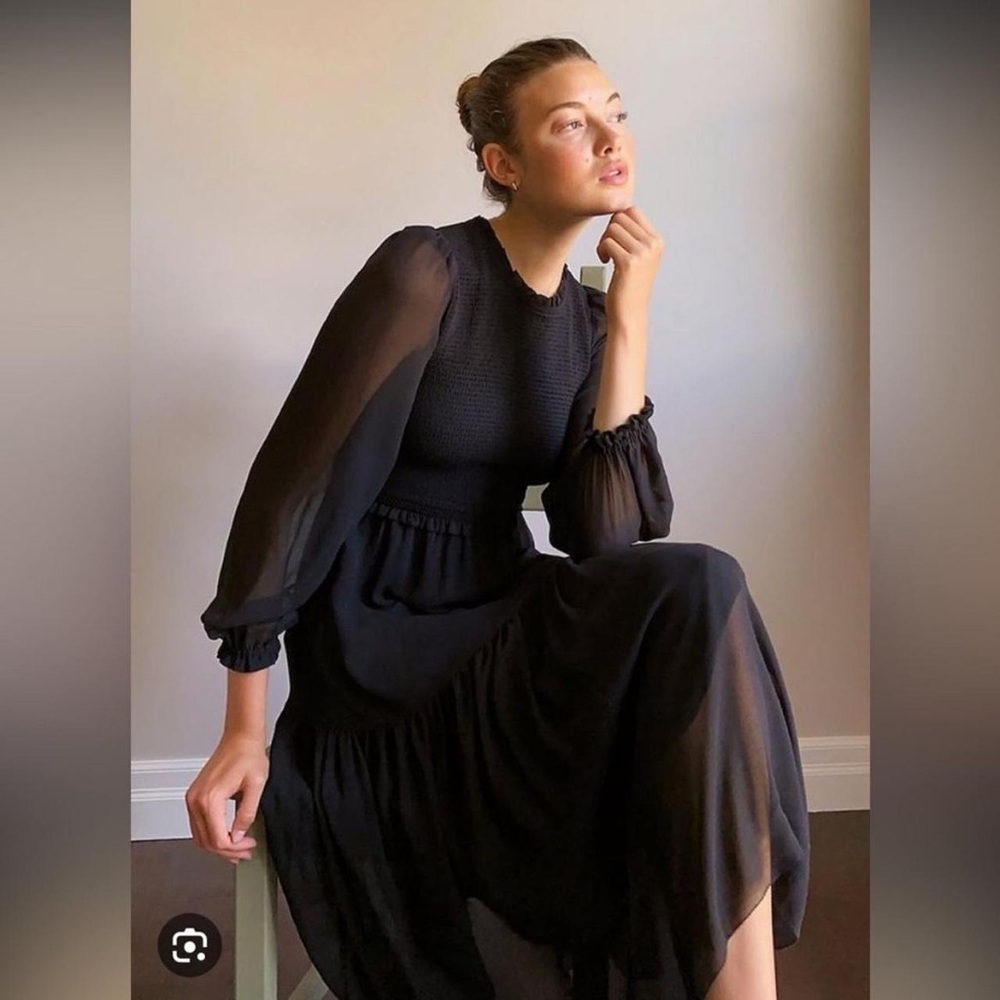 Aritzia midi dress Wilfred